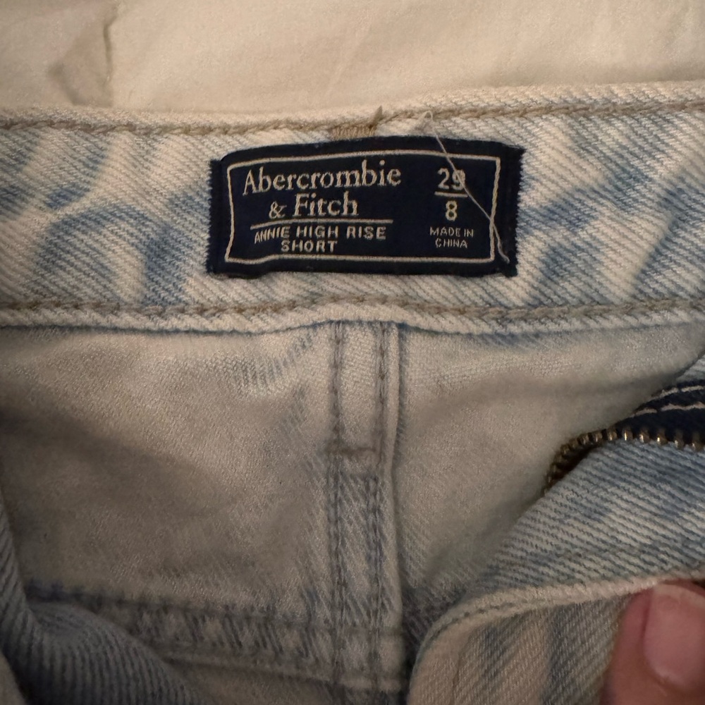 Abercrombie and Fitch - High Rise size 8